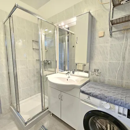 Guest house Leo 1 Nv - For 2 Persons With Bathroom And Balcony Novi Vinodolski