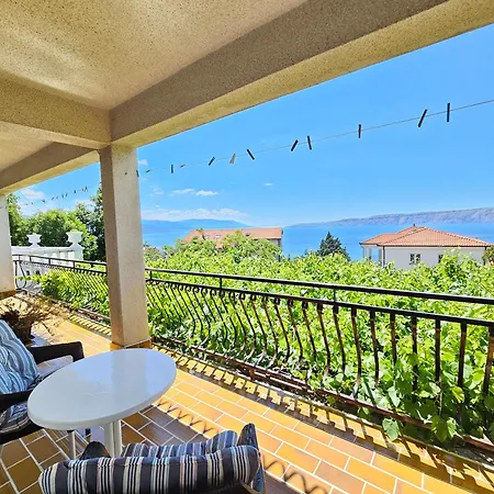 Leo 1 Nv - For 2 Persons With Bathroom And Balcony Maison d'hôtes